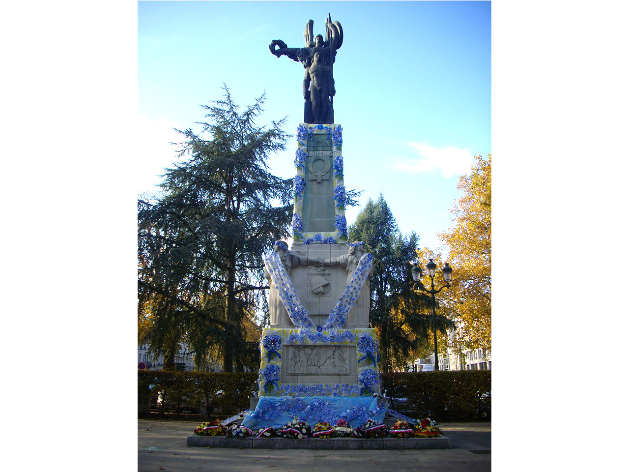 Monument mémorial de Charles Malfray