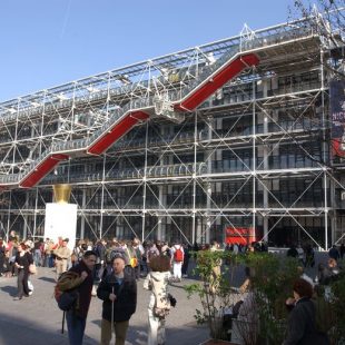 Photographie du Centre vu du haut de la piazza