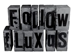 Logo : Folow Fluxus en lettres de casse