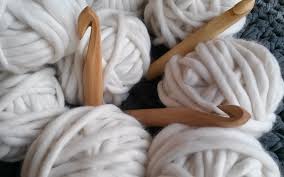 bobines de laine mèche beige