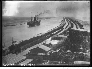 Photographie du  canal de Suez, 1915 / [Agence Rol]