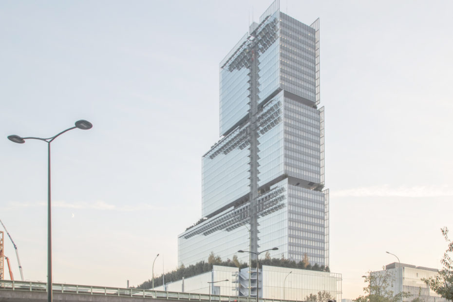 Tribunal de Paris vu de Clichy