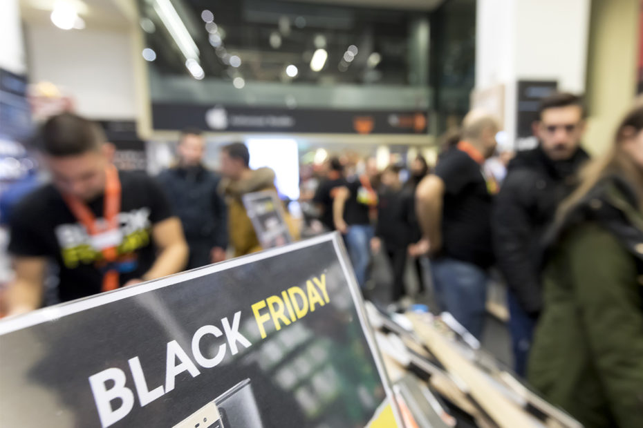 Affluence dans un magasin pendant le "Black friday'