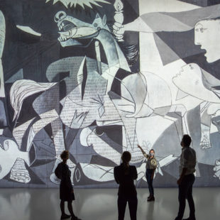 Représentation du tableau Guernica de Picasso